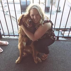 Meet your Posher, Alyson